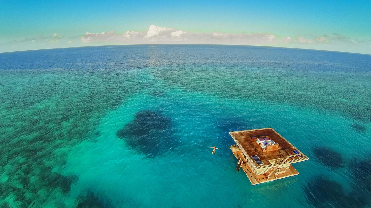 The Underwater Room