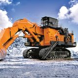 Hitachi EX 8000-6  Der EX 8000-6 ist Hitachis schwerster Bagger. Mit seinen 19 Metern und 837 Tonnen liegt er auf Platz 6. In den Tank des japanischen Monstrums passen ganze 14.900 Liter Benzin.