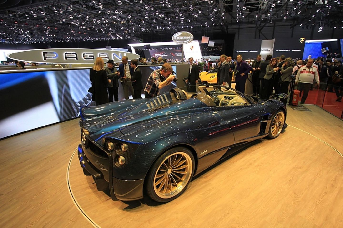 Pagani Huayra Roadster