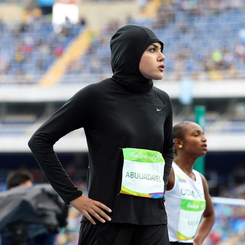 100-Meter-Sprinterin Kariman Abuljadayel aus Saudi-Arabien - eine der wenigen Sportlerinnen mit einem Kopftuch
