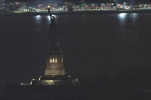 Fehler oder Protest?: New York wundert sich über "streikende" Freiheitsstatue