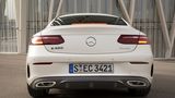 Auch von hinten kann sich das E-Klasse Coupé sehen lassen