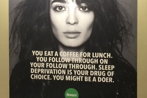 Dieses Plakat der Micro-Job-Plattform Fiverr sorgt für Ärger