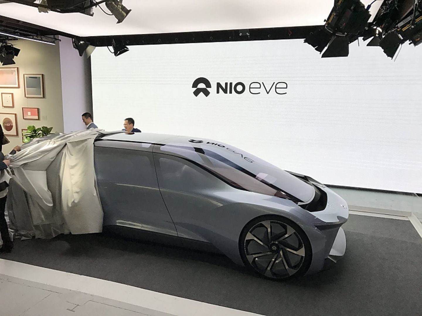 Nio Eve