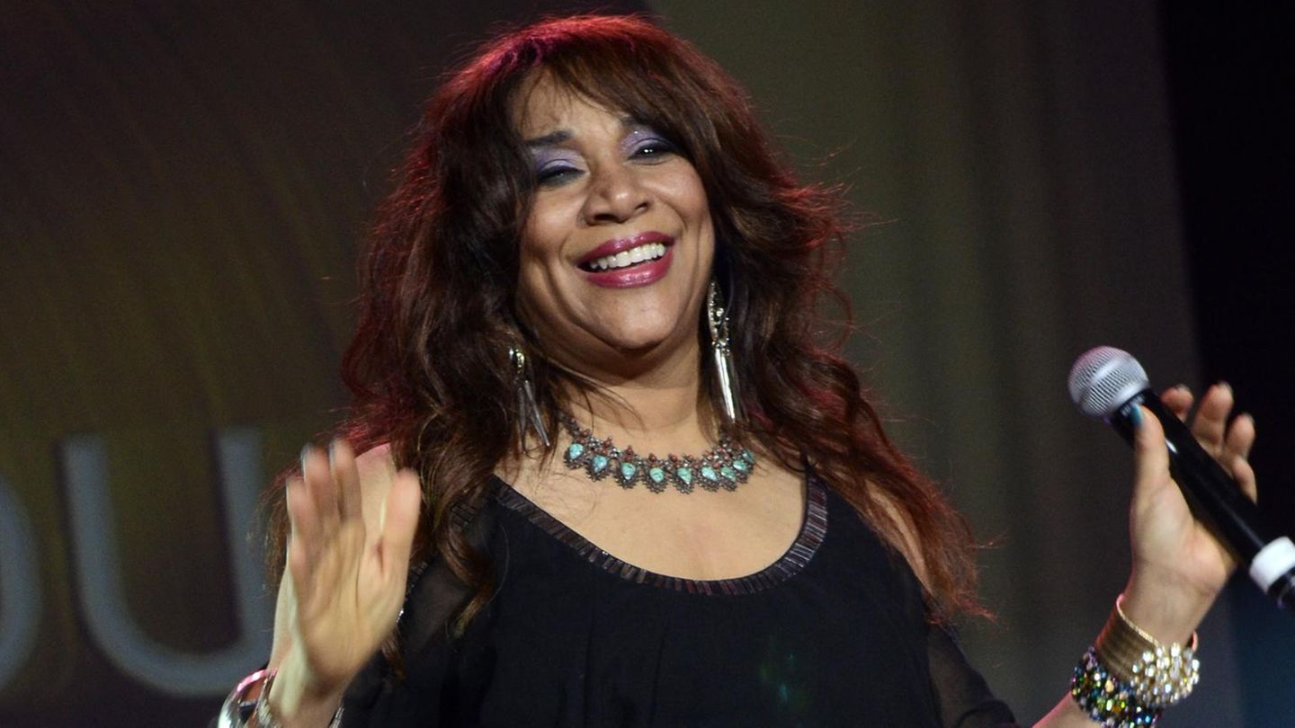 Joni Sledge