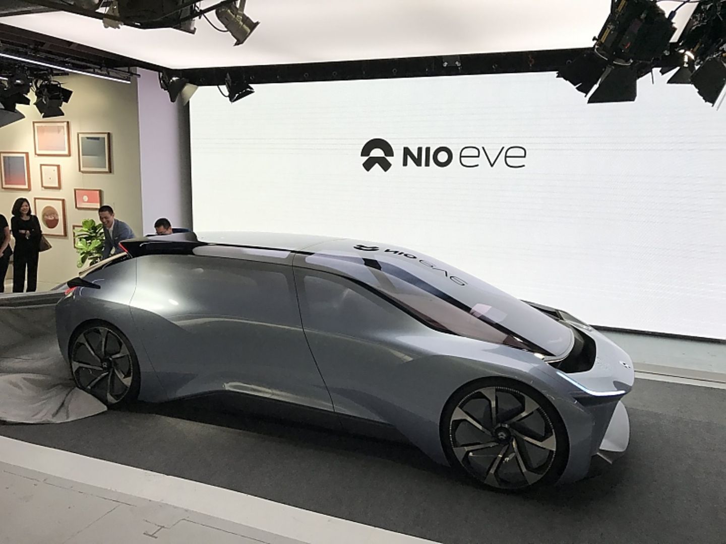 Nio Eve
