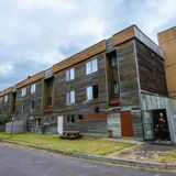 Die neuesten Appartement-Häuser der Stadt. Hier werden Besucher der Stadt untergebracht.