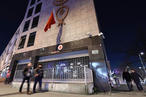 Niederlande: Das türkische Konsulat in Rotterdam.