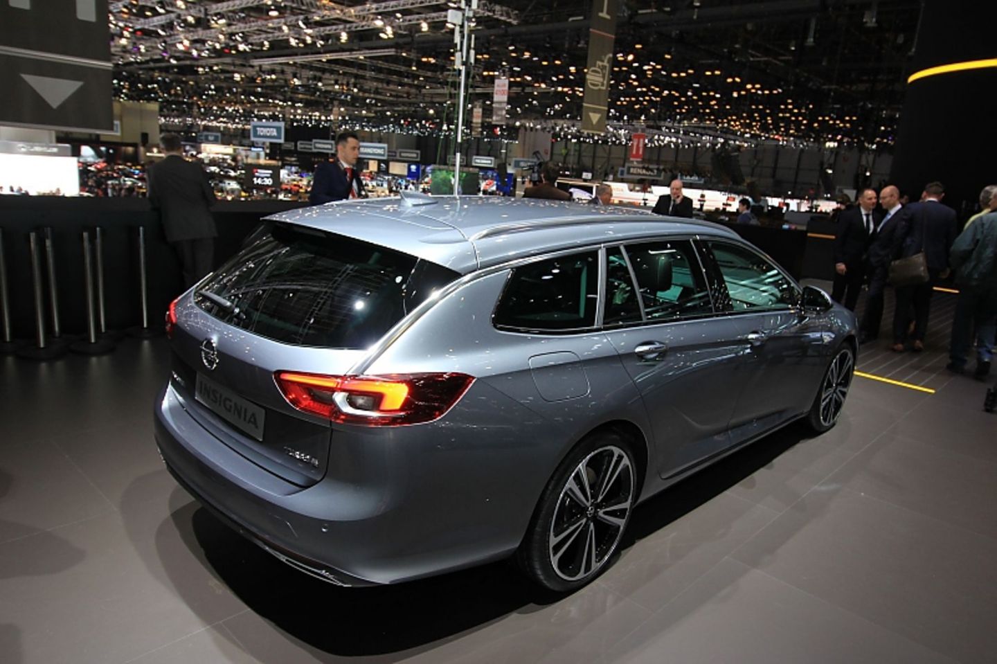 Opel Insignia (4)