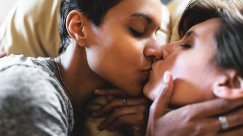 Lesbisch. schwul, hetero: Was unsere Liebe prägt