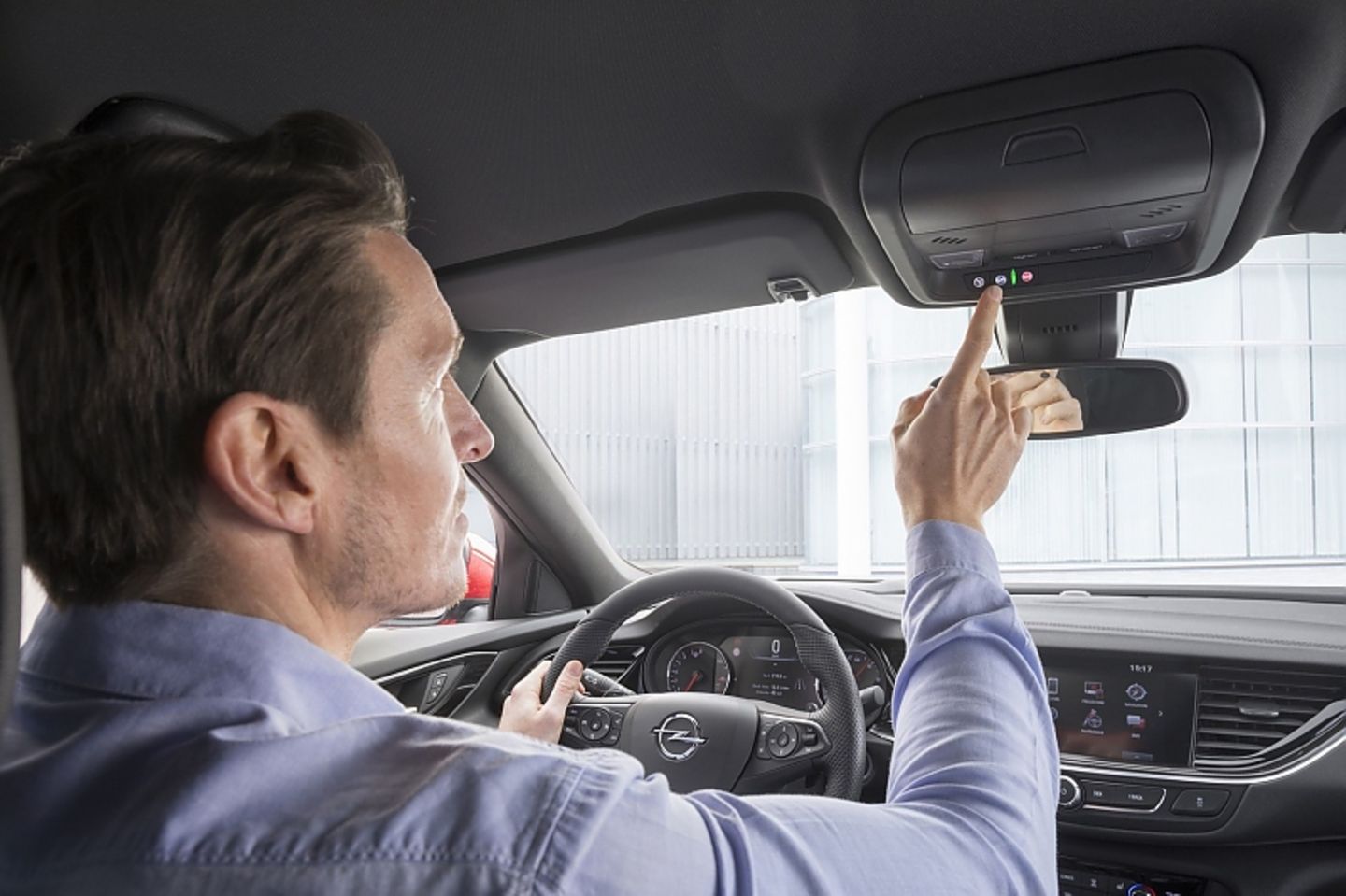 Der Concierge-Service bucht jetzt auch Hotels und hilft bei der Parkplatzsuche