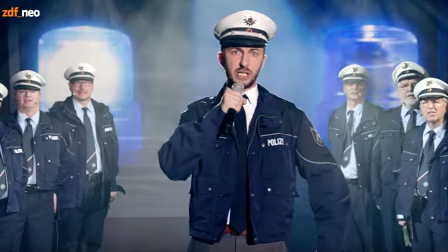 Jan Böhmermann singt ein Lied über Rainer Wendt