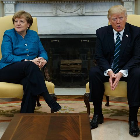 Netzreaktionen auf Oval-Office-Begegnung: Mutti Merkel pampert den kleinen Donald