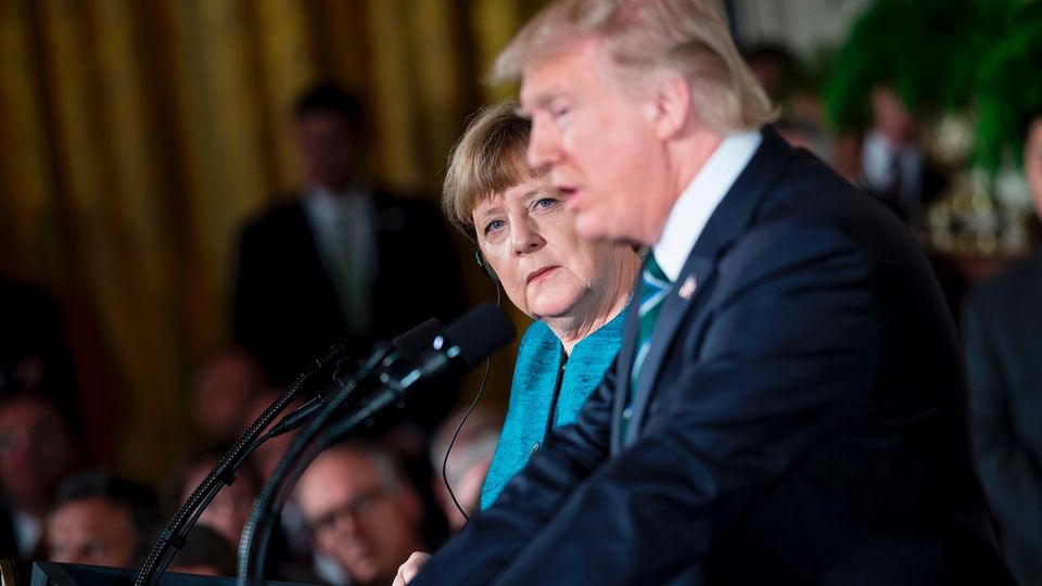 Kanzlerin Angela Merkel hat die erste gemeinsame Pressekonferenz mit Donald Trump überstanden.