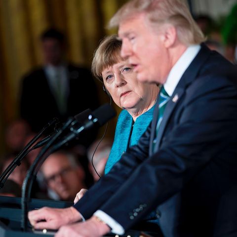 Kanzlerin Angela Merkel hat die erste gemeinsame Pressekonferenz mit Donald Trump überstanden.