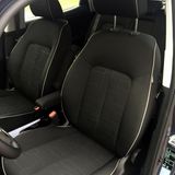 Stoffsitze immer gründlich absaugen