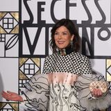 Prinzessin Caroline von Monaco strahlt beim Rosenball 2017