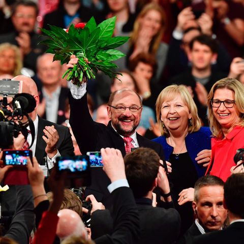 Martin Schulz lässt sich feiern