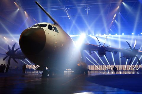 Großer Auftritt, kleine Leistung: Der Airbus A400M wird von Pleiten und Pannen verfolgt.