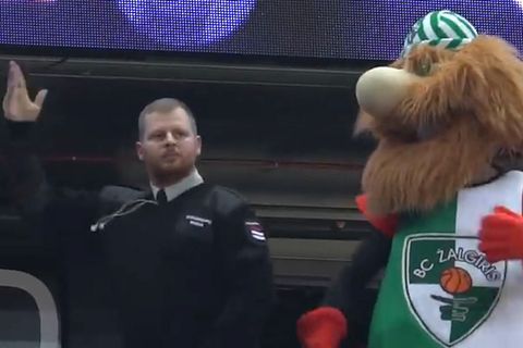 Verrückte Tanz-Moves: Mit diesem Sicherheitsmann hätte sich das Maskottchen besser nicht angelegt