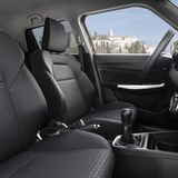 Die Sitze vorne sind bequem, aber bieten zu wenig Seitenhalt