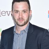 Von 2005 bis 2009 war Eddie Kaye Thomas die Synchronstimme der Figur Barry in der Serie "American Dad“. Seit 2014 spielt er als eine der Hauptrollen in der amerikanischen Actionserie "Scorpion" den Verhaltenspsychologen Tobias Curtis.