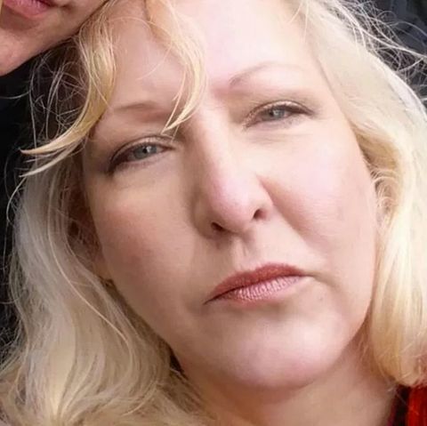 Ein Foto, das die 50-Jährigen blonde Theresa Bartram zeigt
