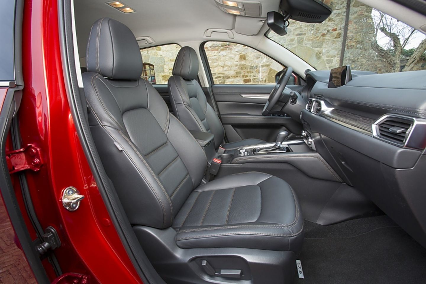 Mazda CX 5 2.2 Diesel - bietet vorne genügend Platz
