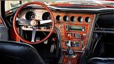 Das Cockpit des Toyota 2000 GT.