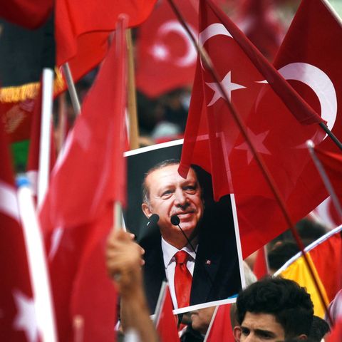 Zumindest den Ministern  der türkischen Regierung werden Erdogan-Anhänger in Deutschland nicht mehr zujubeln können