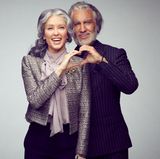 Die 75-jährige Rebecca Mir und der 86 Jahre alte Massimo Sinató sind in dieser Projektion 2067 noch immer ein glückliches Paar.