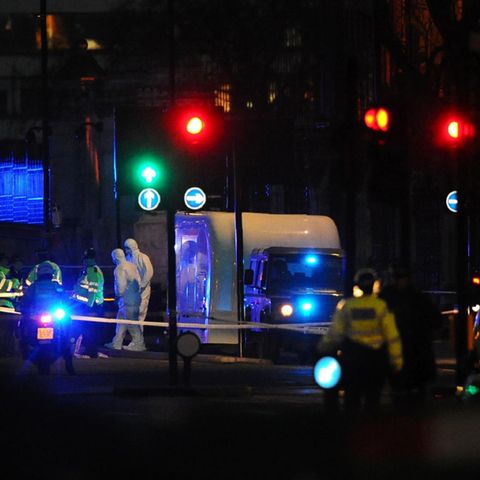 Ermittlungen am Tatort der mutmaßlichen Terrorattacke in London