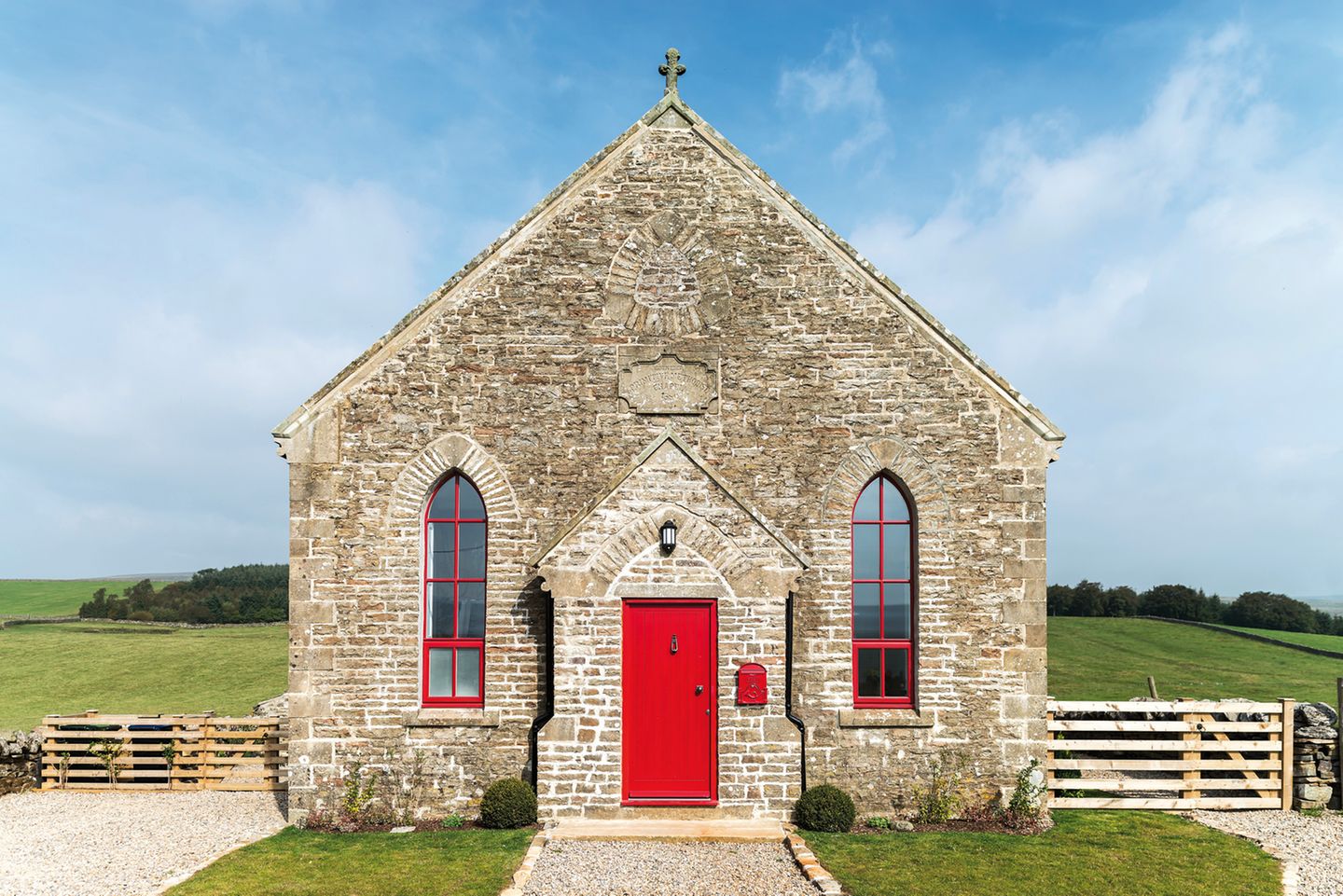 THE CHAPEL    Couty Durham, United Kingdom  Antonia Edwards - Upcycled Homes
