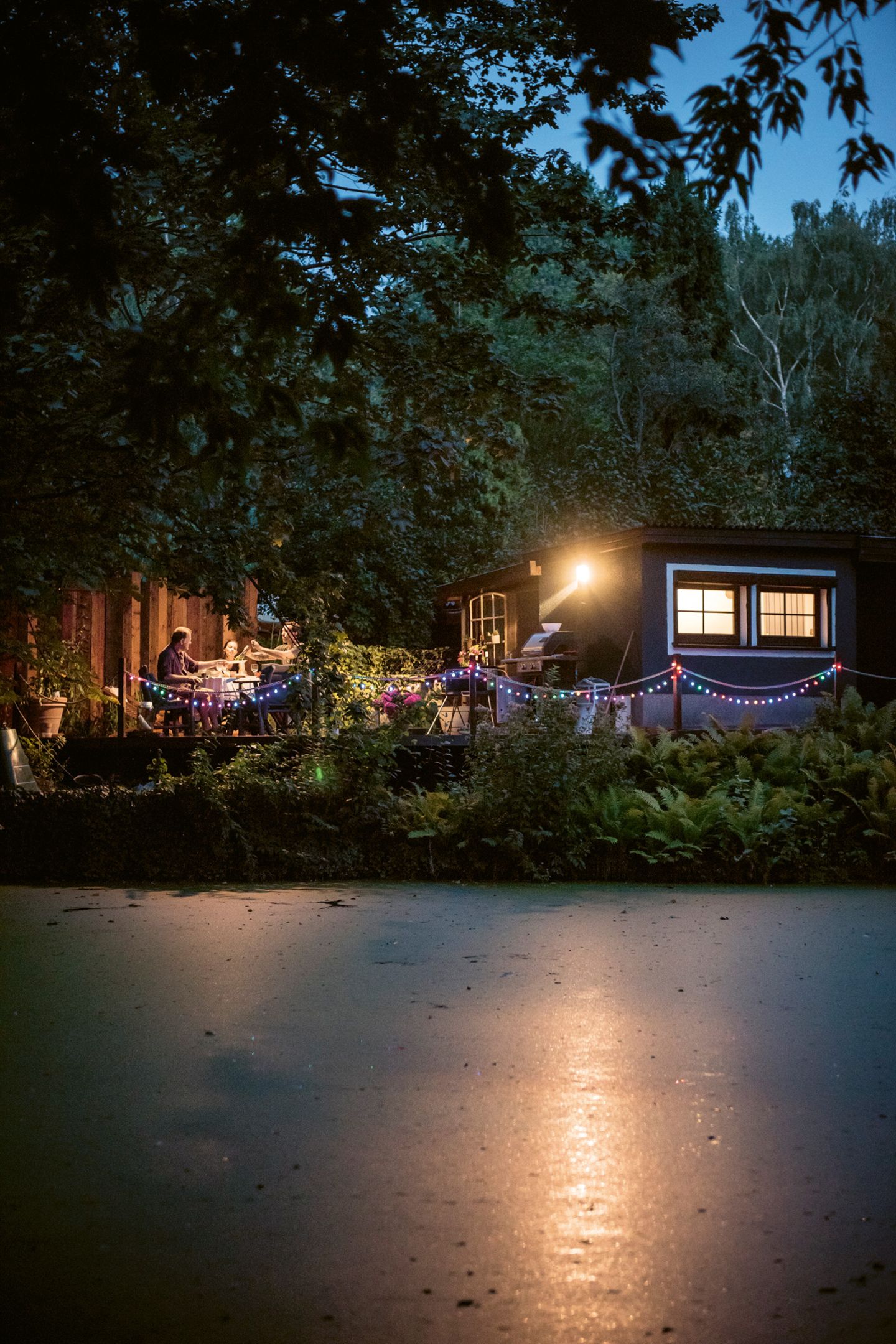 Ein Haus in solcher Lage kann sich niemand leisten - im Schrebergarten ist alles möglich. 