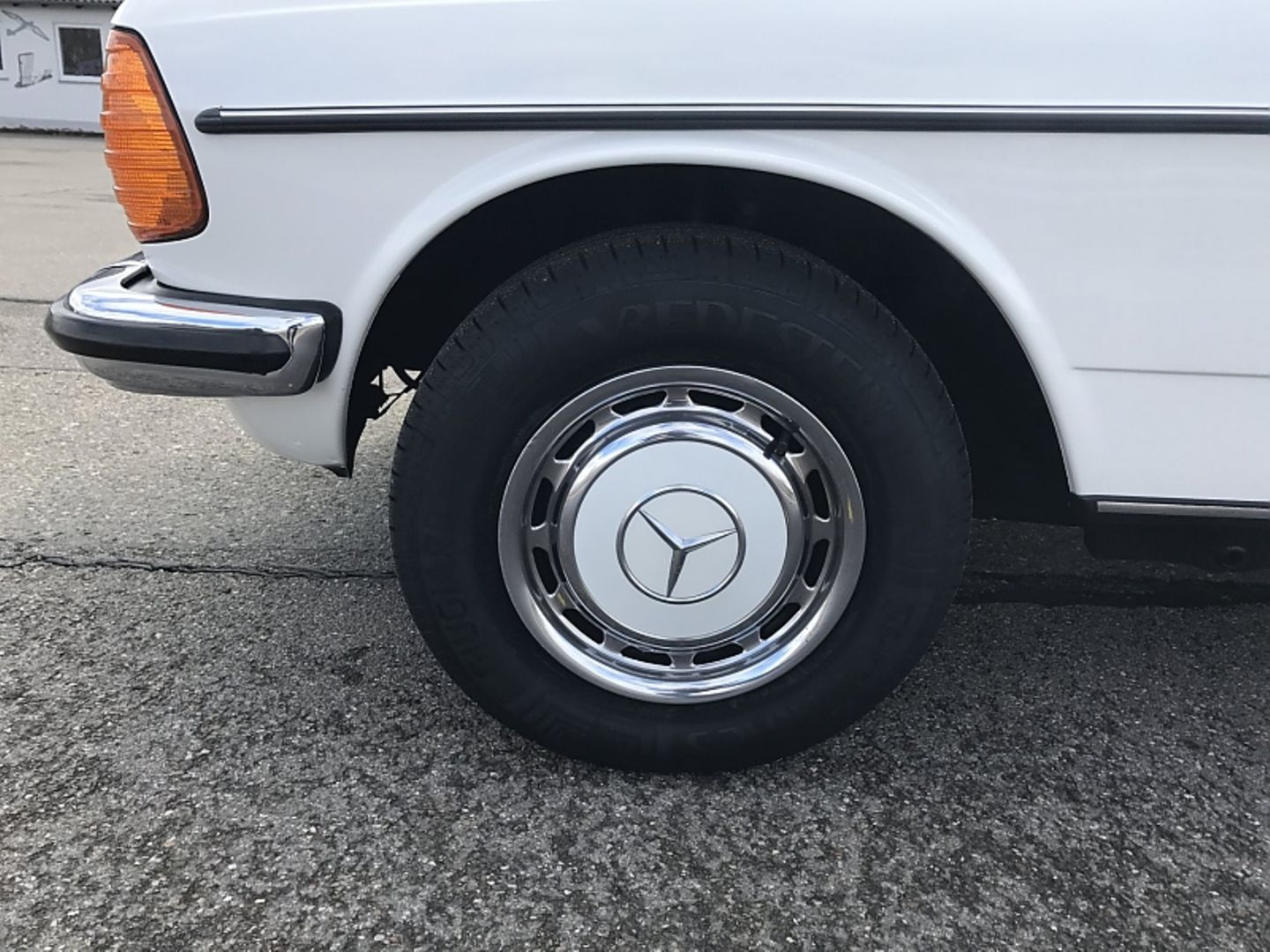 Mercedes 230 C - Baureihe C 123