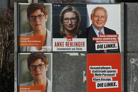 Saarland-Wahl: Plakate von Annegret Kramp-Karrenbauer, Anke Rehlinger und Oskar Lafontaine
