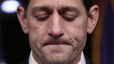 Hat Donald Trump eine peinliche Niederlage nicht ersparen können: Paul Ryan schaut verkniffen nach unten