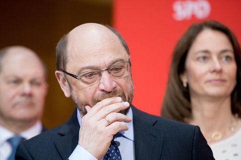 Martin Schulz sehr nachdenklich - Mobilisierte Nichtwähler bremsen Meinungsforscher bei Saarland.Wahl aus