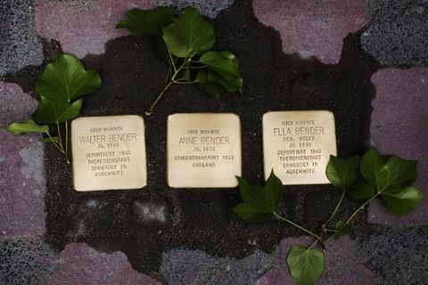 Wie sprechen wir mit unseren Kindern über den Holocaust?