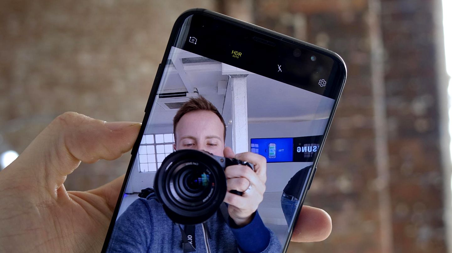 Die Frontkamera knipst Selfies jetzt mit 8 statt 5 Megapixeln.