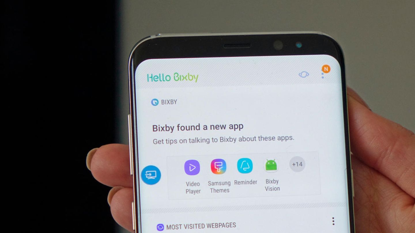 Der Assistent Bixby auf einem Samsung Galaxy S8