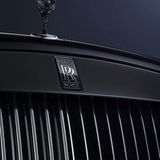 Der Rolls-Royce Black Badge ist 250 km/h schnell