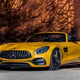Traumwagen oben ohne: Mercedes-AMG präsentiert den GT als Roadster mit einem knappen Blechkleid zum Dahinschmelzen. 