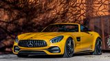 Traumwagen oben ohne: Mercedes-AMG präsentiert den GT als Roadster mit einem knappen Blechkleid zum Dahinschmelzen. 