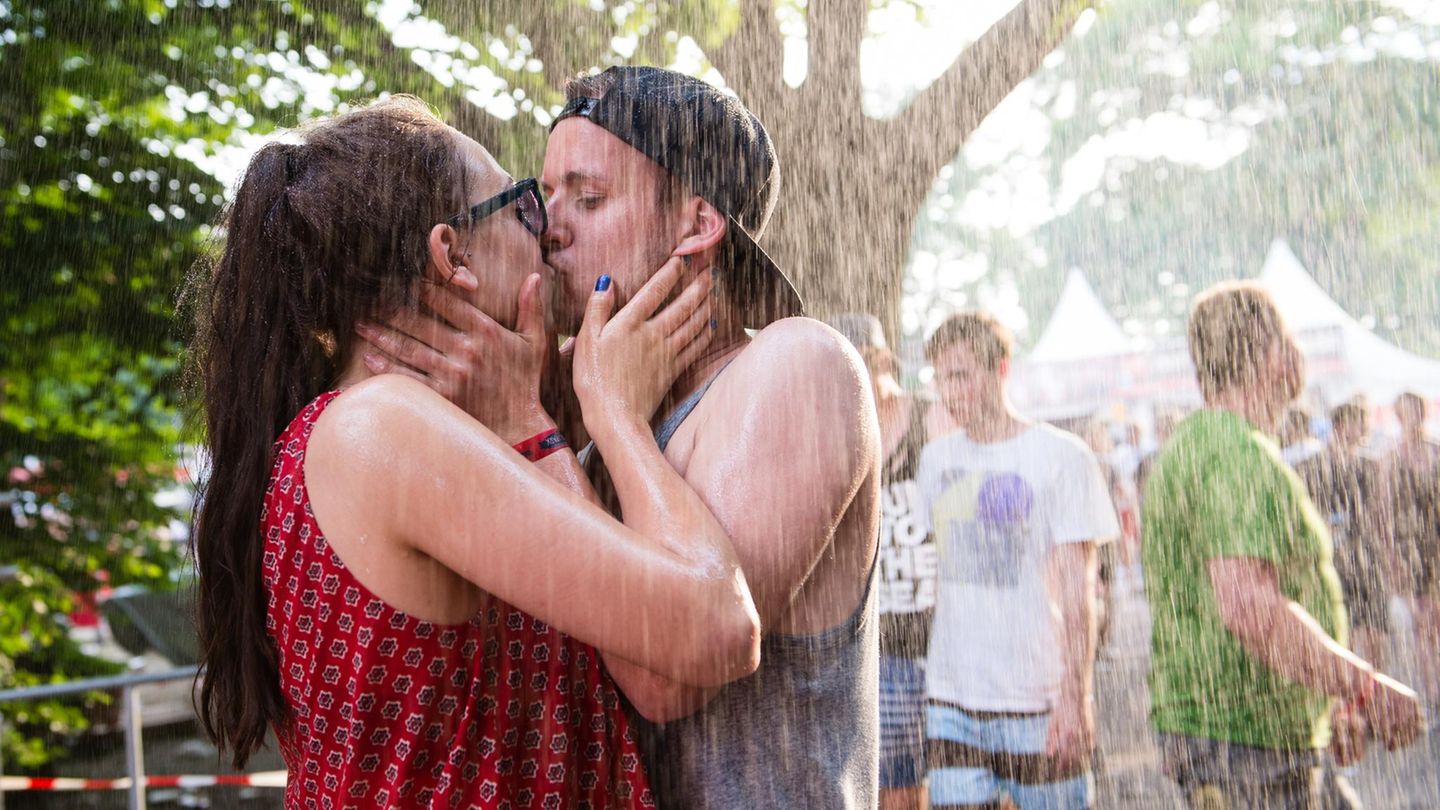Auch auf Festivals nutzen einige Besucher die App Tinder