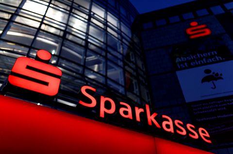 Sparkassen fordern gebühren für Geldautomaten-Nutzung
