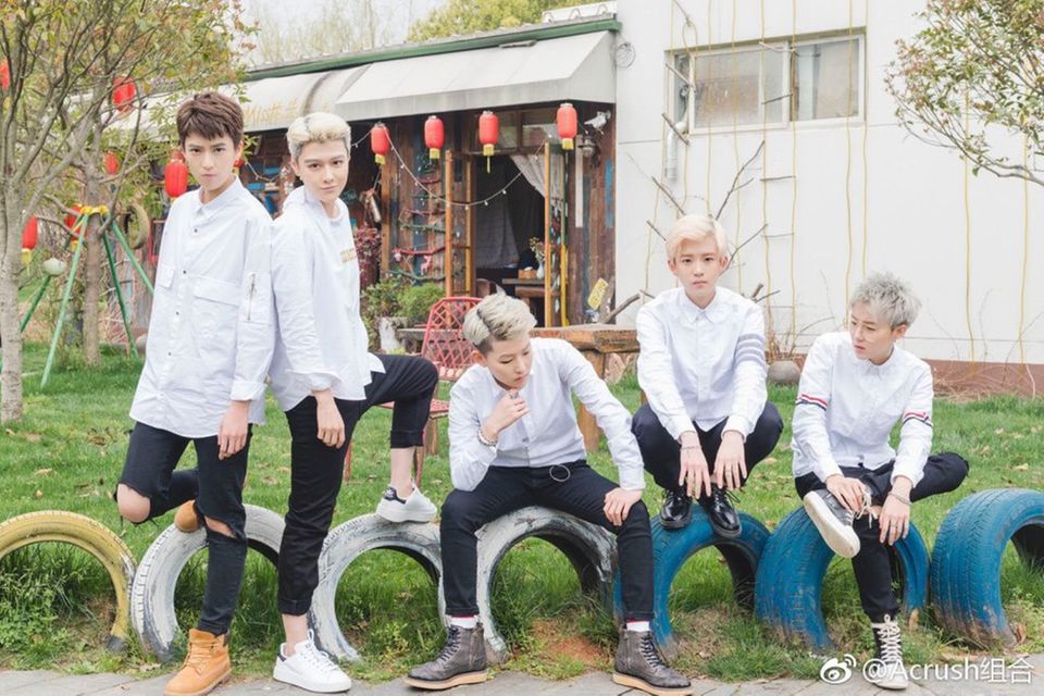 FFC-Acrush Diese chinesische Boyband besteht aus Frauen