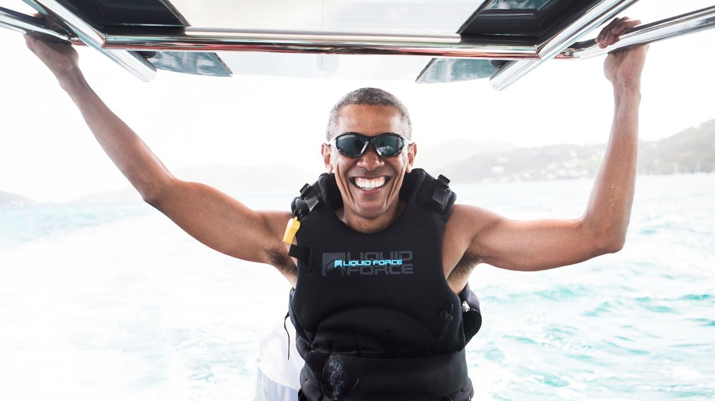 Meer, Wind, Sonne: Barack Obama genießt gerade einfach mal das Leben.