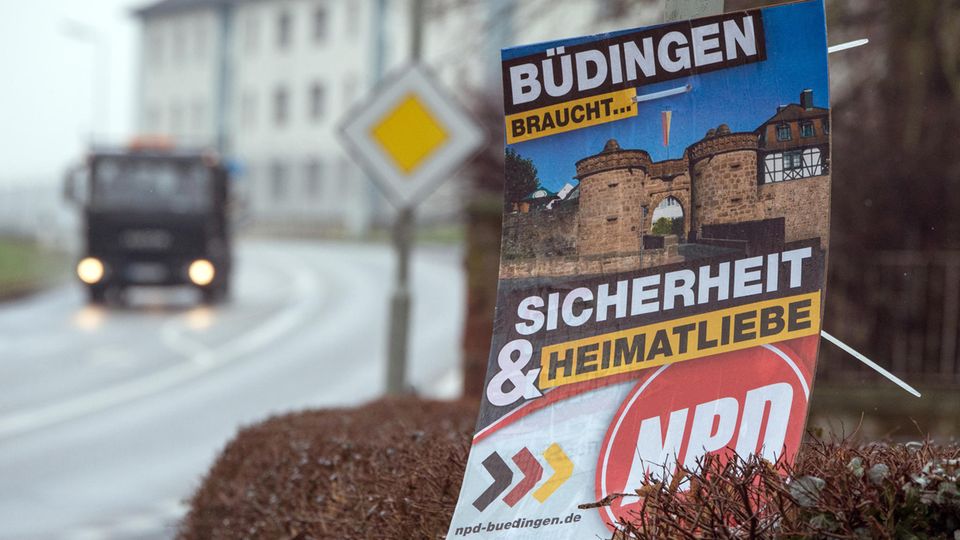 NPD-Werbeplakat in Büdingen