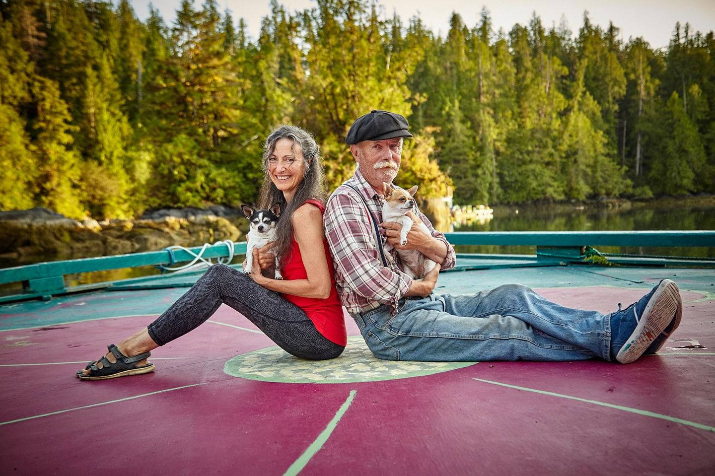 Seit 25 Jahren leben Catherine King und Wayne Adams auf dem Wasser.